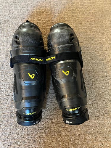 Intermediate Bauer Supreme Mach 13" Shin Pads (Used)