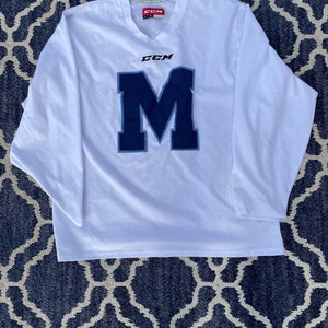 White Large Men's CCM 5000 Jersey (Used)