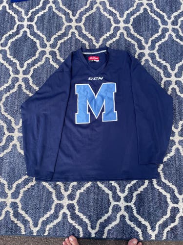 Blue Large Men's CCM 5000 Jersey (Used)
