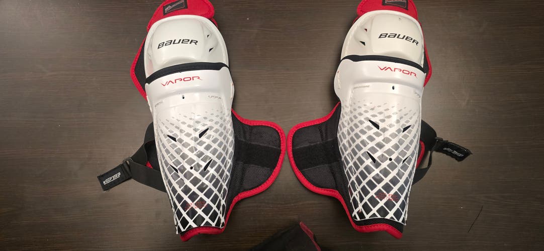 Youth Bauer 10.5" Vapor Shin Pads