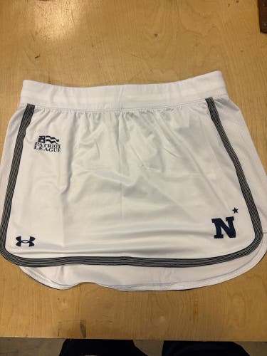 Navy Women’s Lacrosse 12” Game Skirt : Size Medium : White