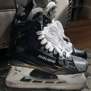 Bauer Supreme M5 Pro Hockey Skates Size 5.5 fit 2