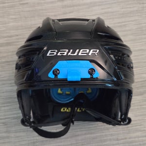 Medium Bauer Re-Akt 150 Helmet (Used)