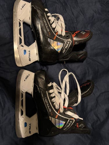 True HZRDUS 7X Hockey Skates Regular Width Size 3 (Used)