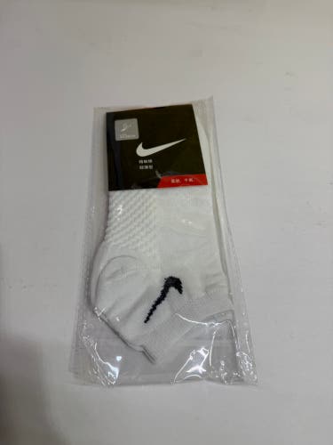 Nike Performance Socks – Size Large (24–26cm)
