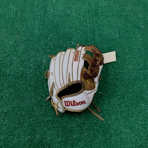 Wilson A2000 RH Softball Glove 11.75" (Used)