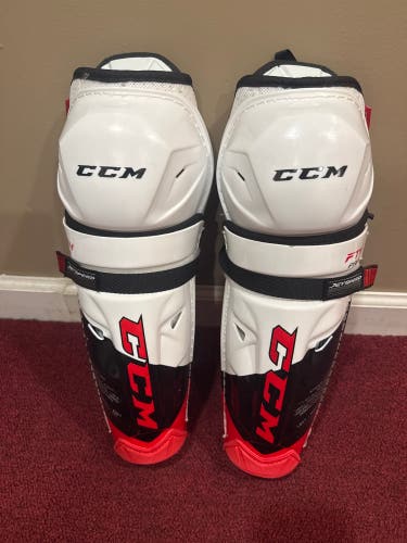 Junior CCM Jetspeed FT4 pro 12" Shin Pads (New) Item#MN412