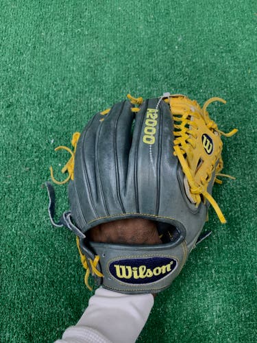 Gray Wilson A2000 RH Infield Baseball Glove 11.25" (Used)