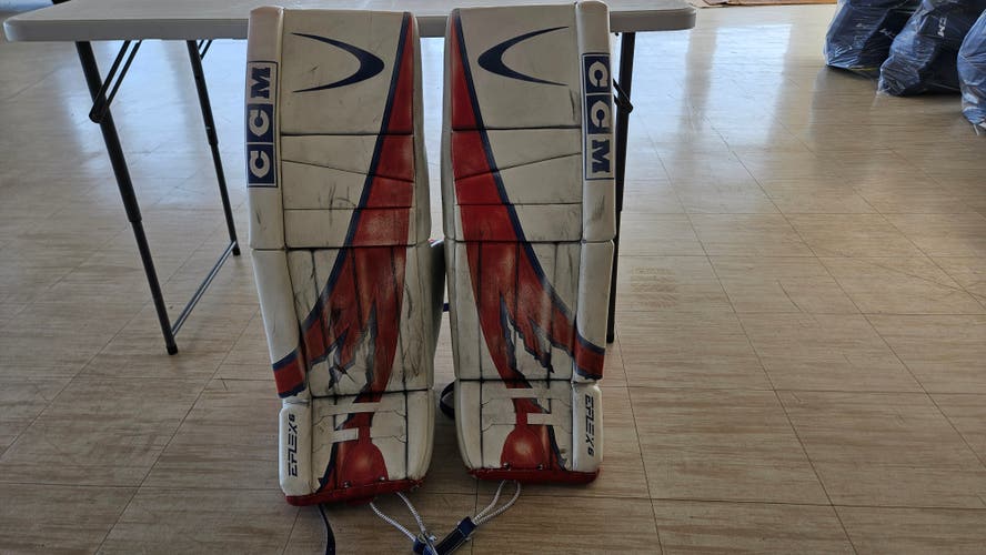 33" CCM Eflex 6 Goalie Leg Pads Pro Stock (Used)