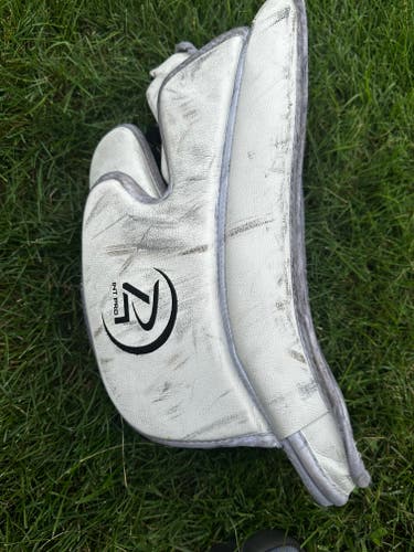 Reebok premier 4 Full Right Glove (Used)