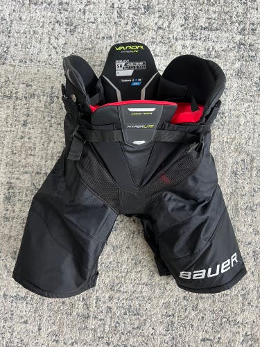 Senior Large Bauer Vapor Hyperlite Hockey Pants (Used)