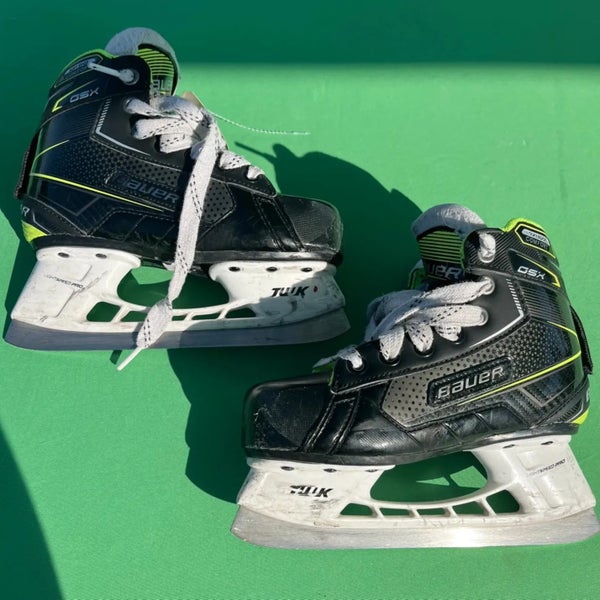 Youth Bauer Elite Hockey Goalie Skates | Size 13Y Regular Width