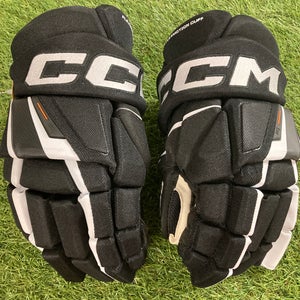 Black Senior CCM Tacks XF Gloves 15" (Used)