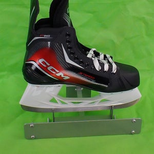 2025 CCM JetSpeed FT860 Hockey Skates Regular Width 9.5 (New)