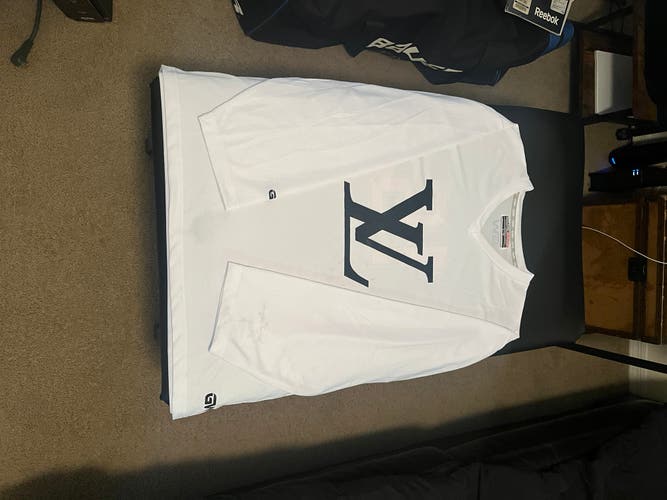 White Large Men's Jersey (Used)