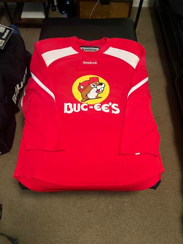Red Large Men's Reebok Jersey (Used)