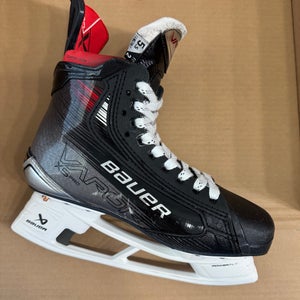 Bauer Vapor 5x pro Hockey Skates Pro Stock Size 5.5 (Barely Used)