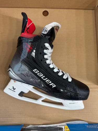 Bauer Vapor 5x pro Hockey Skates Pro Stock Size 5.5 (Barely Used)