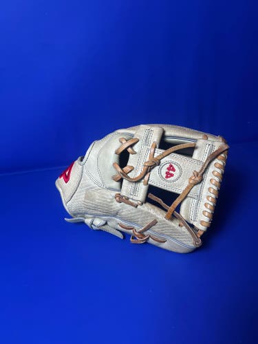 44 Pro Signature Series RH Baseball Glove 11.75" (Used)