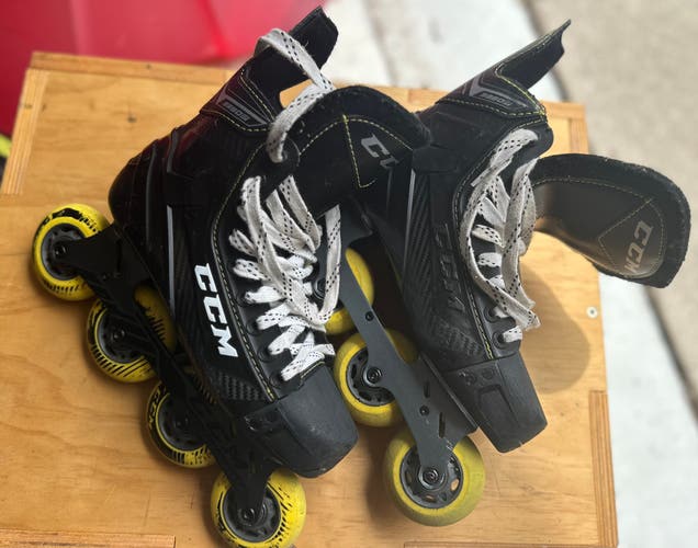 CCM Super Tacks 9350 Inline Skates Regular Width Size 5 (Used)