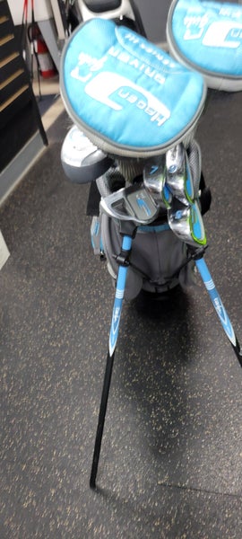 Used Walter Hagen 8 PIECE Jr Package Set RH Royal Blue 8 Piece 11497-S000151843