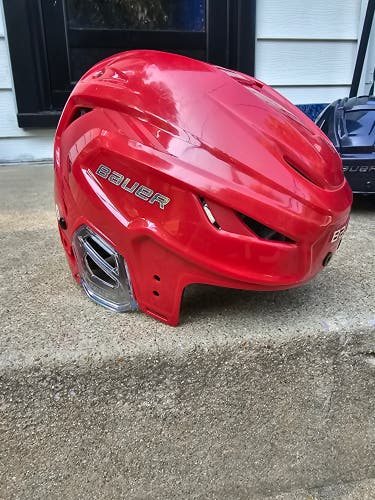 Large Bauer Hyperlite 2 Helmet (Used)