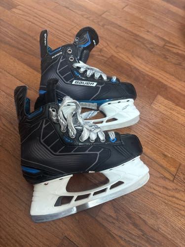 Bauer Nexus Elevate Hockey Skates Size 3.5 (Used)