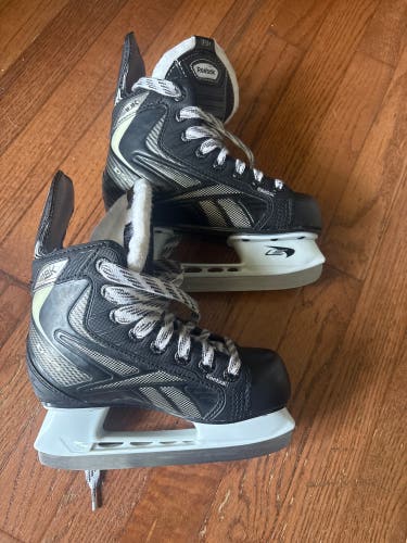 Reebok 18K Hockey Skates 12 (Used)