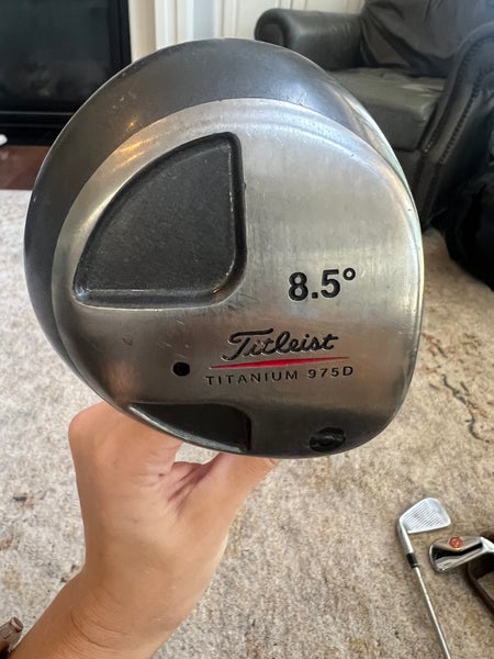 Men's Titleist 975 D Right Handed Driver 8.5 Loft (Used)