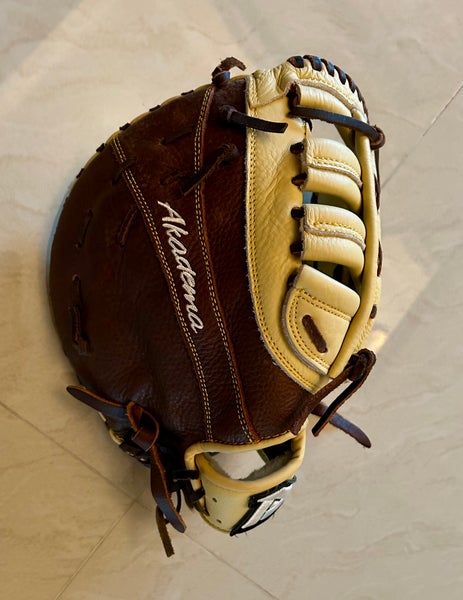Akadema RH First Base Baseball Glove 11.5" (New)