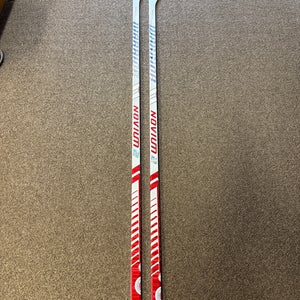 Senior Warrior Novium 2 Pro Right Handed Hockey Stick P90TM (New)