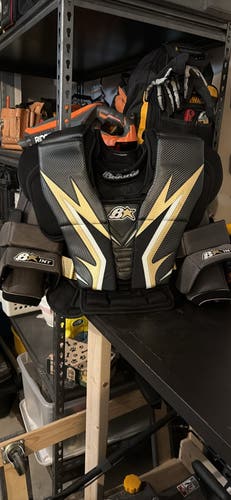 Large Brian's Bstar Goalie Chest Protector (Used)