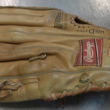 Used Rawlings 8526 BB/SB Glove RH Throw Brown 12 1/2" 11339-S000194512