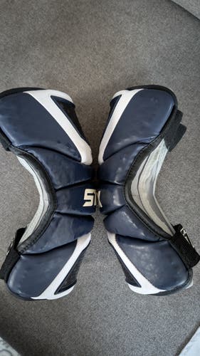 Medium STX Cell III Arm Pads