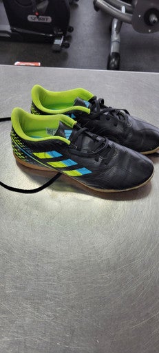 Used Adidas Soccer Indoor Shoes Black Senior 8.5 11497-S000152128