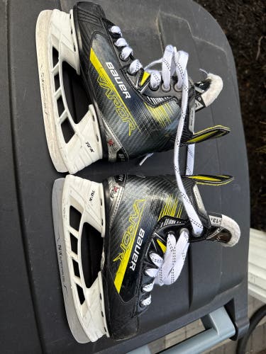 Bauer Vapor X4 Hockey Skates 13.5 (Used)