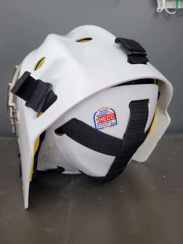 Junior CCM Axis 1.5 Goalie Mask (Used)