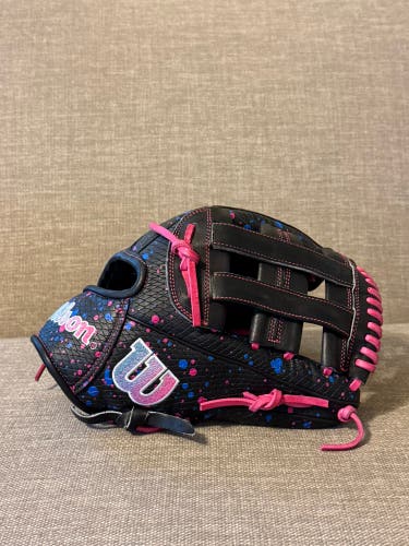 2024 Wilson A2000 RH Infield Baseball Glove 12" Elly De La Cruz (Used)