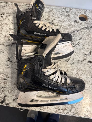 Bauer Supreme M5 Pro Hockey Skates Pro Stock 6.5 (Used)