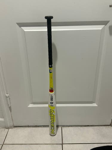 Miken KP23 Softball bat