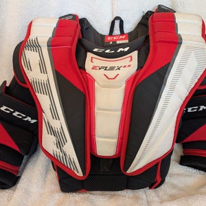 Large/Extra Large CCM EFLEX 5.5 Goalie Chest Protector (Used)