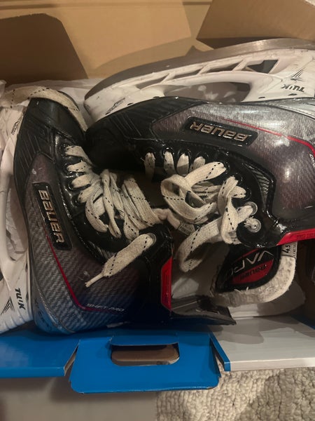 2019 Bauer Vapor X Shift Pro Hockey Skates Regular Width Size 4.5 (Used)