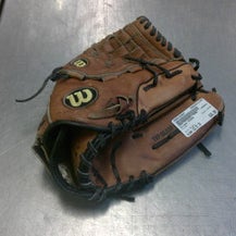 Used Wilson A2500 BB/SB Glove RH Throw Brown 12 1/2" 11339-S000193607