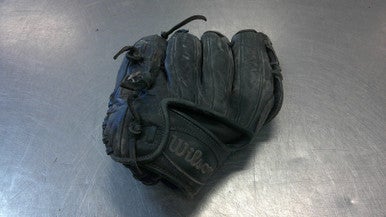 Used Wilson A1K BB/SB Glove RH Throw Black 11 3/4" 11339-S000193990