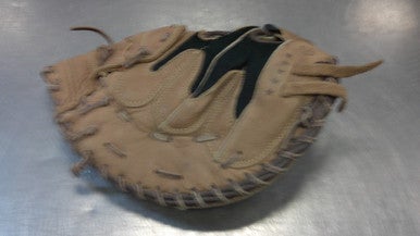 Used Louisville Slugger GENESIS BB/SB Catchers RH Throw Brown 31" 11339-S000194380