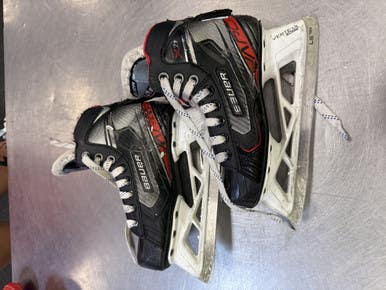 Used Bauer X2.7 Junior Goalie Skate Junior 02.5 11339-S000193058