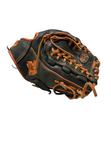 Used Demarini INSANE BB/SB Glove RH Throw Black 11 3/4" 11835-S000197276