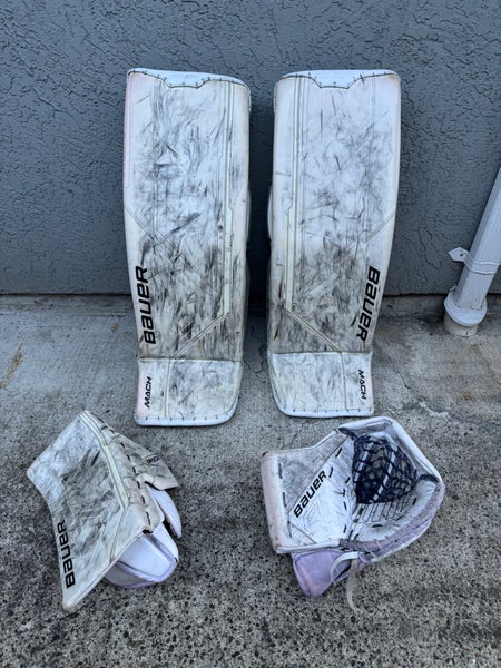 35" Bauer Mach Regular Goalie Full Set (Used)