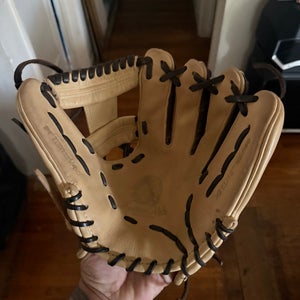 Nokona X2 ELITE RH Infield Baseball Glove 11.5" (Used)