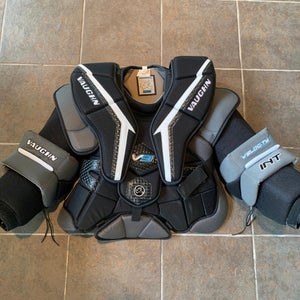 XXL Vaughn Velocity V9 Goalie Chest Protector (Used)